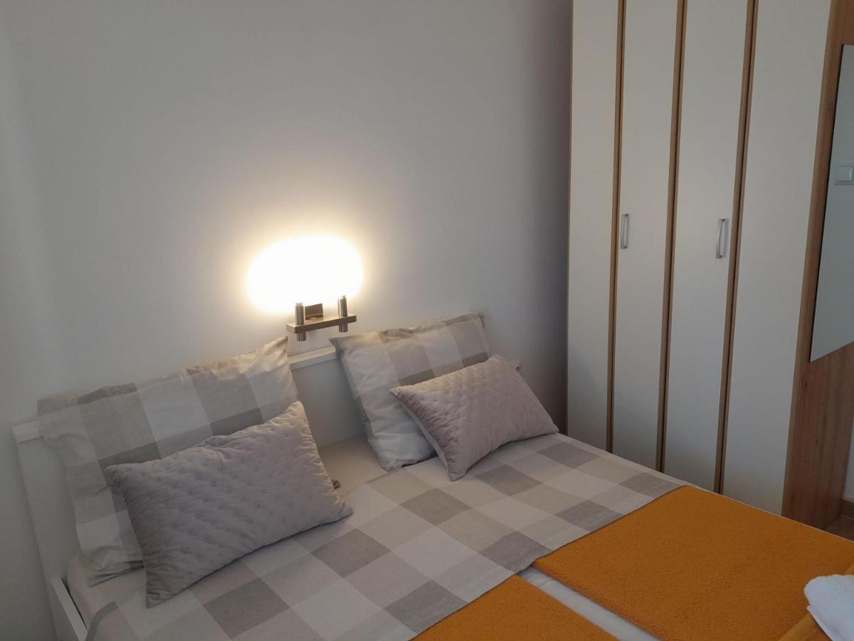 Apartment Dean Klimno Exteriör bild