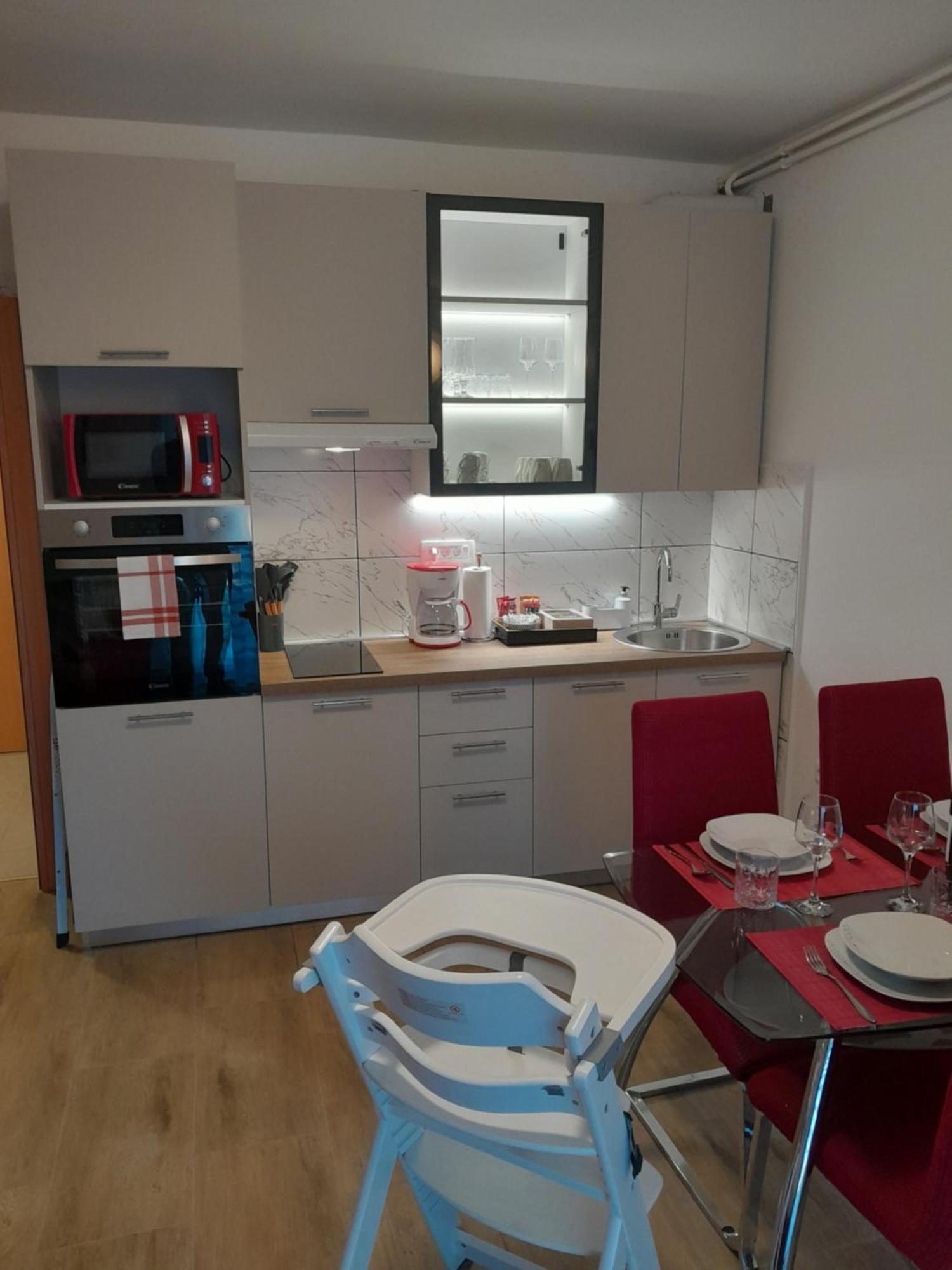Apartment Dean Klimno Exteriör bild