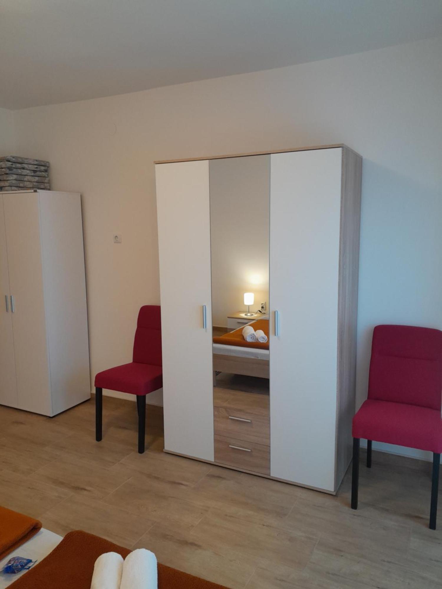 Apartment Dean Klimno Exteriör bild